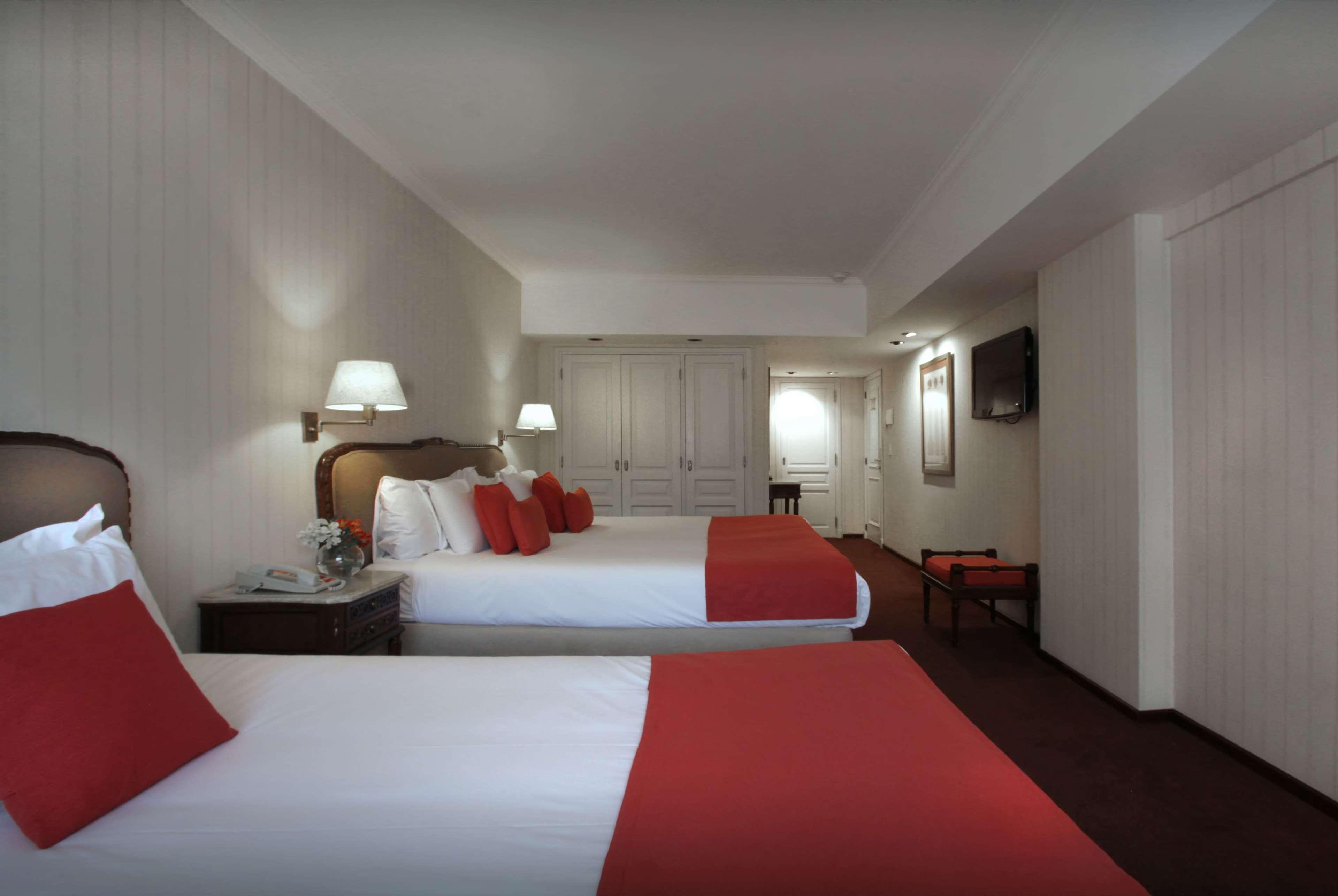 Bed and Breakfast Ramada By Wyndham Buenos Aires Centro Exterior foto