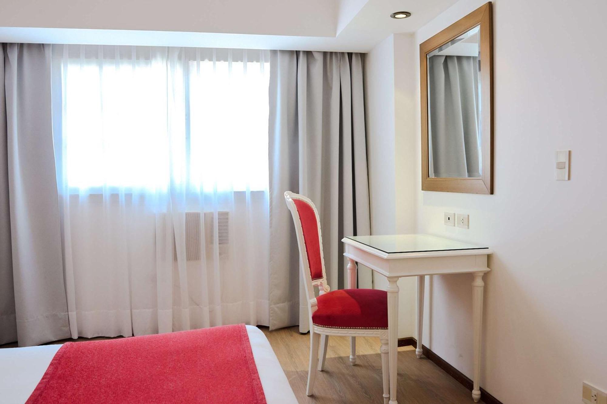 Bed and Breakfast Ramada By Wyndham Buenos Aires Centro Exterior foto